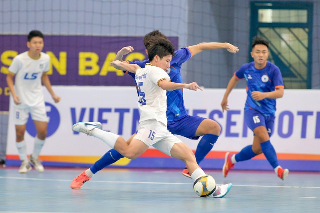 U20 futsal VĐQG: Xác định 2 cặp góp mặt ở bán kết- Ảnh 2.